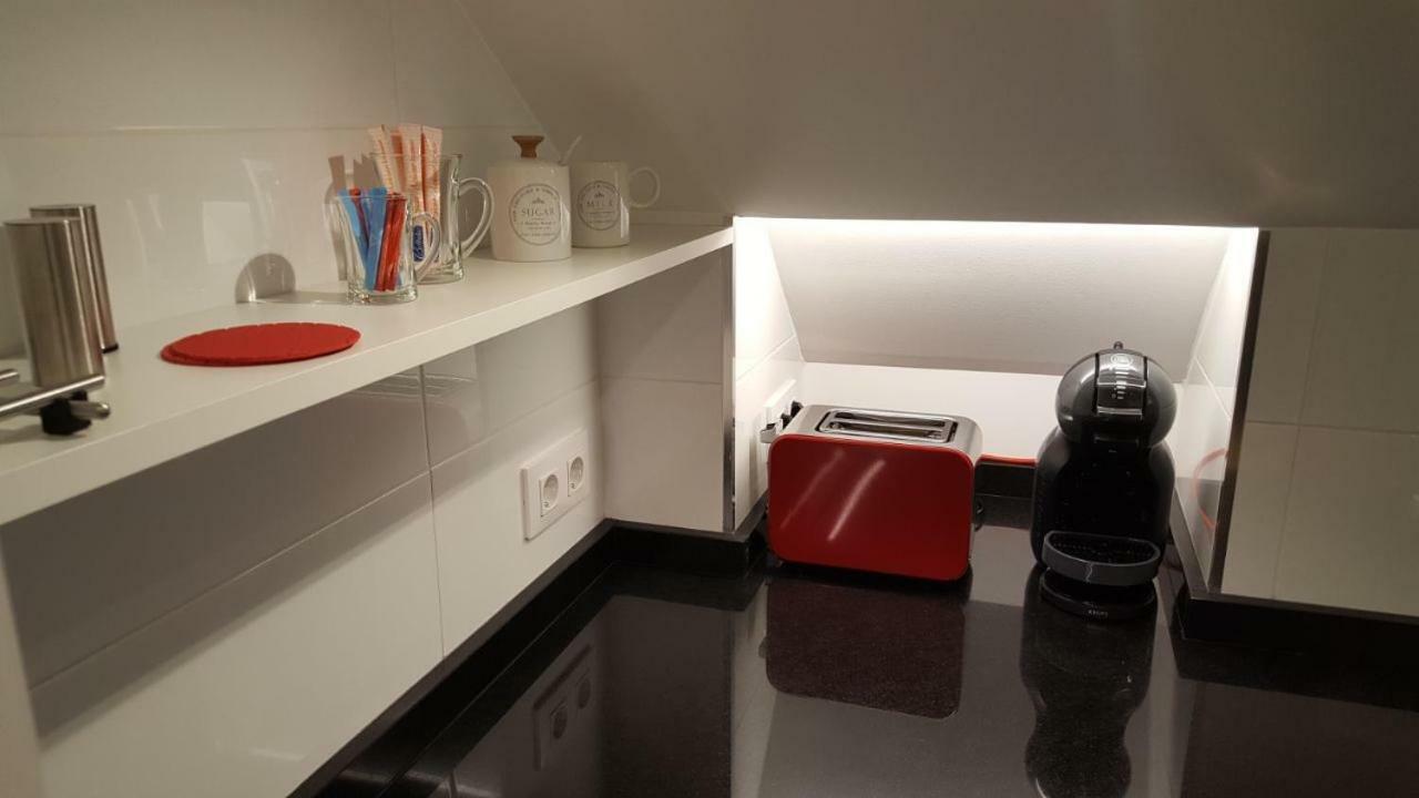 Estudio Atico Con Altillo Ourense Eksteriør billede