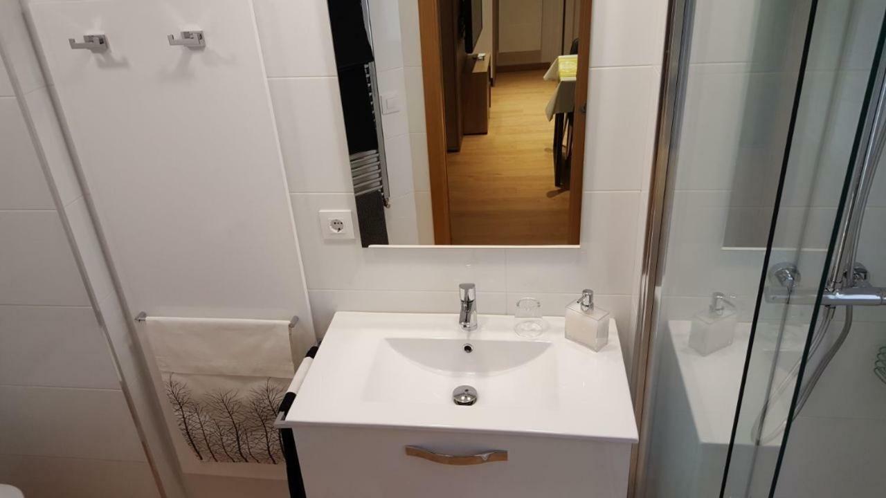 Estudio Atico Con Altillo Ourense Eksteriør billede